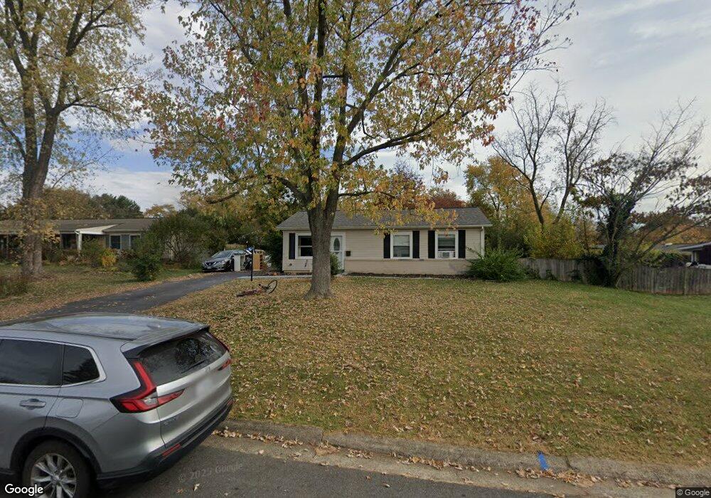 102 N Sequoia Ct, Sterling, VA 20164 - photo 1