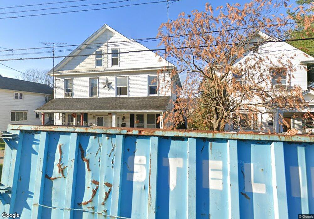 262 E Noble St, Nanticoke, PA 18634 - photo 1