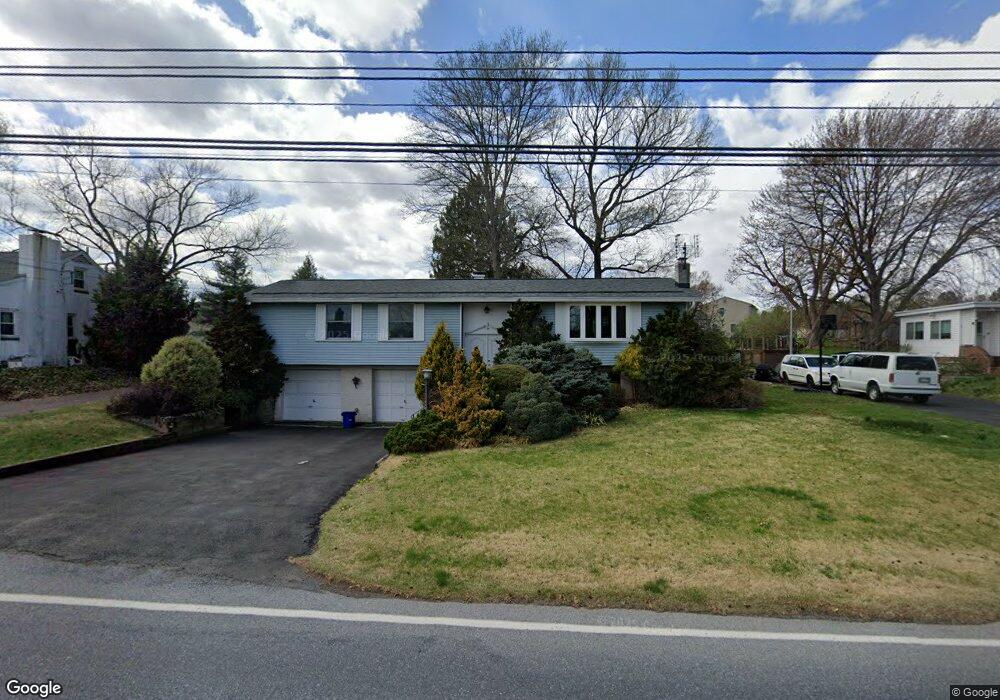 330 Lorane Rd, Reading, PA 19606 - photo 1