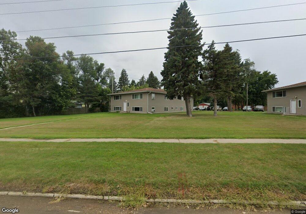 1206 Riverside Dr, Jamestown, ND 58401 - photo 1