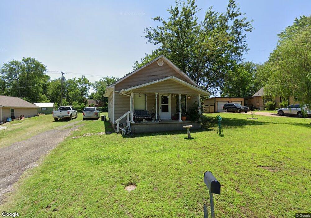 1245 E Cherry St, Cushing, OK 74023 - photo 1