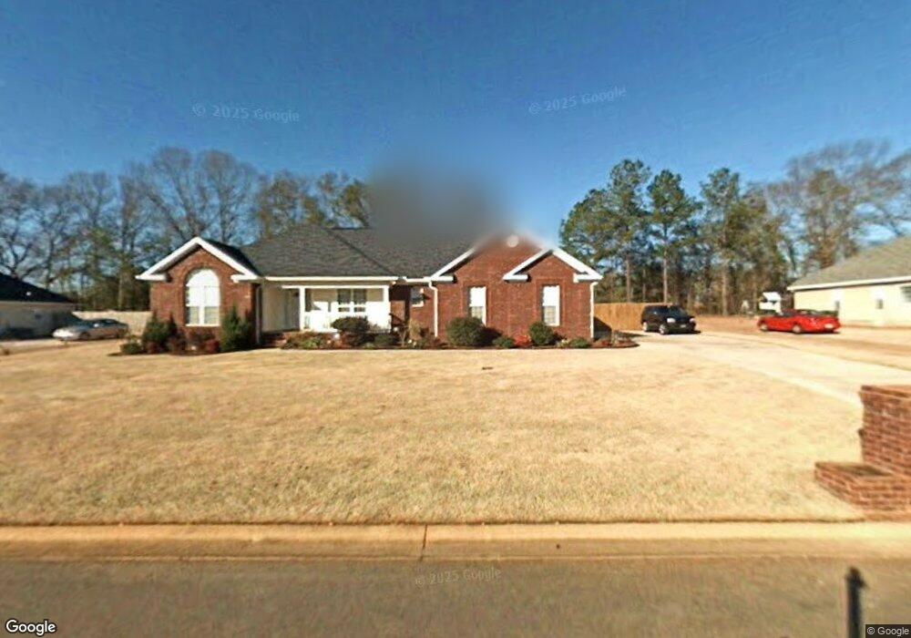 105 Erin Way, Warner Robins, GA 31088 - photo 1