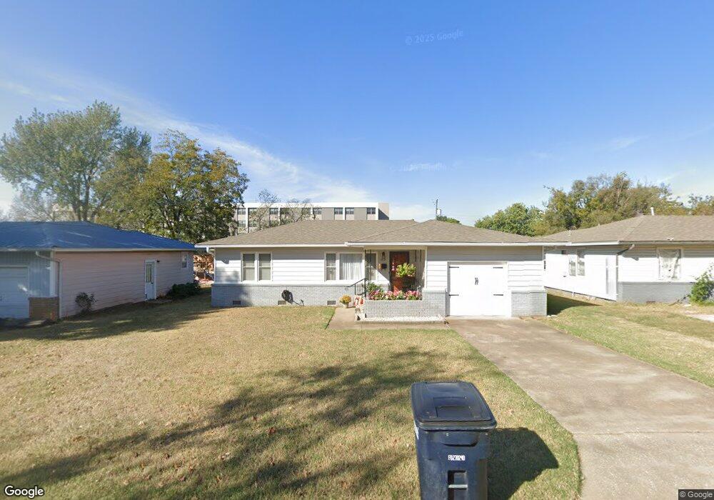 1512 N Center Ave, Shawnee, OK 74804 - photo 1