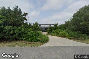 470 Lloyds Ln, Mattituck, NY 11952
