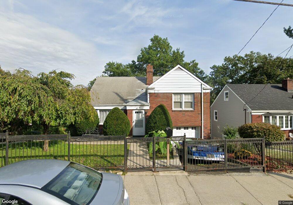 56 Linn Ave, Yonkers, NY 10705 - photo 1