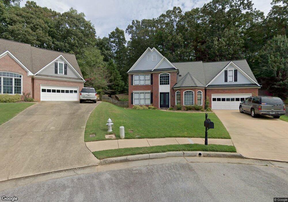 5575 Saddle Tree Ct, Sugar Hill, GA 30518 - photo 1