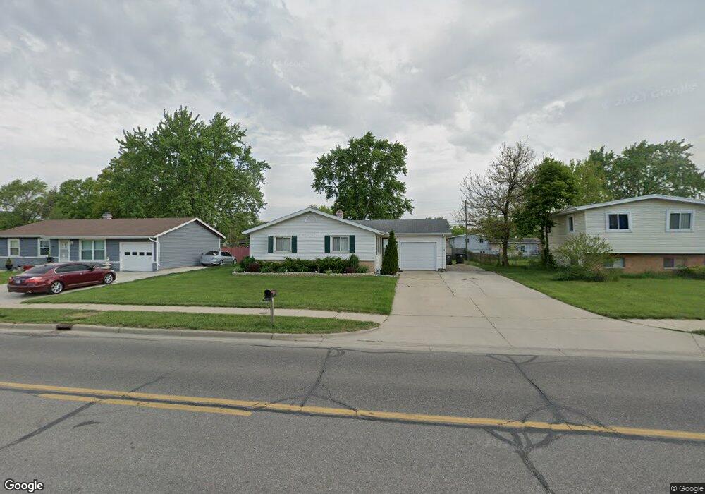 816 W Hively Ave, Elkhart, IN 46517 - photo 1