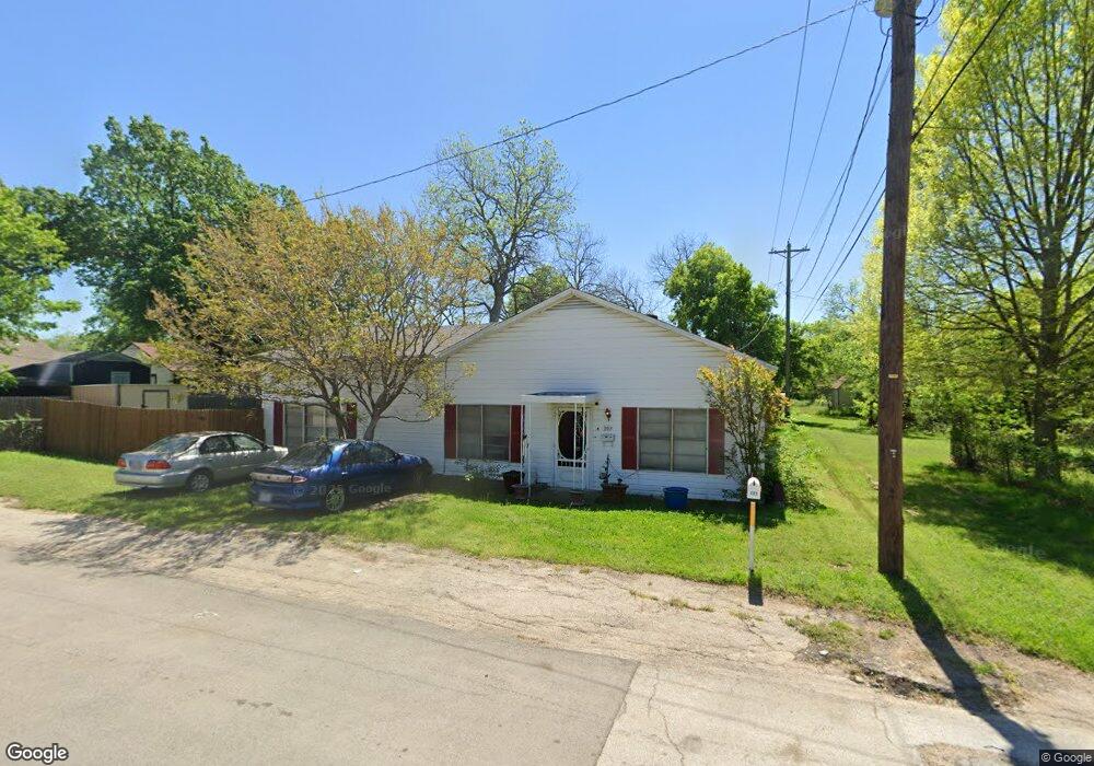 207 W 4th St, Weatherford, TX 76086 - photo 1