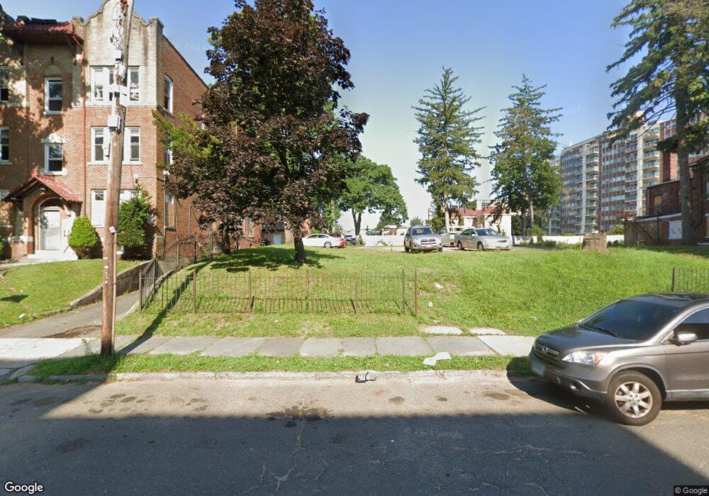 9 Gillett St unit 17, Hartford, CT 06105 - photo 1