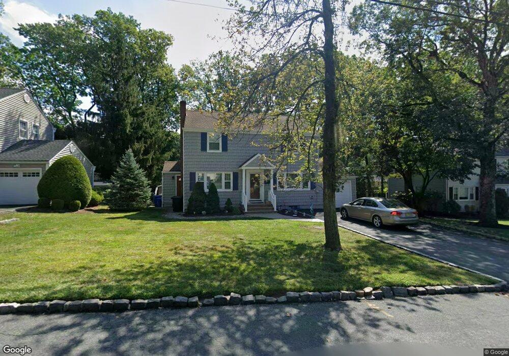 40 Wellington Rd, Livingston, NJ 07039 - photo 1