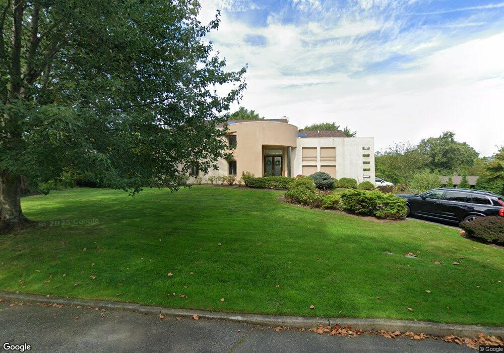 56 Rustic Gate Ln, Dix Hills, NY 11746 - photo 1