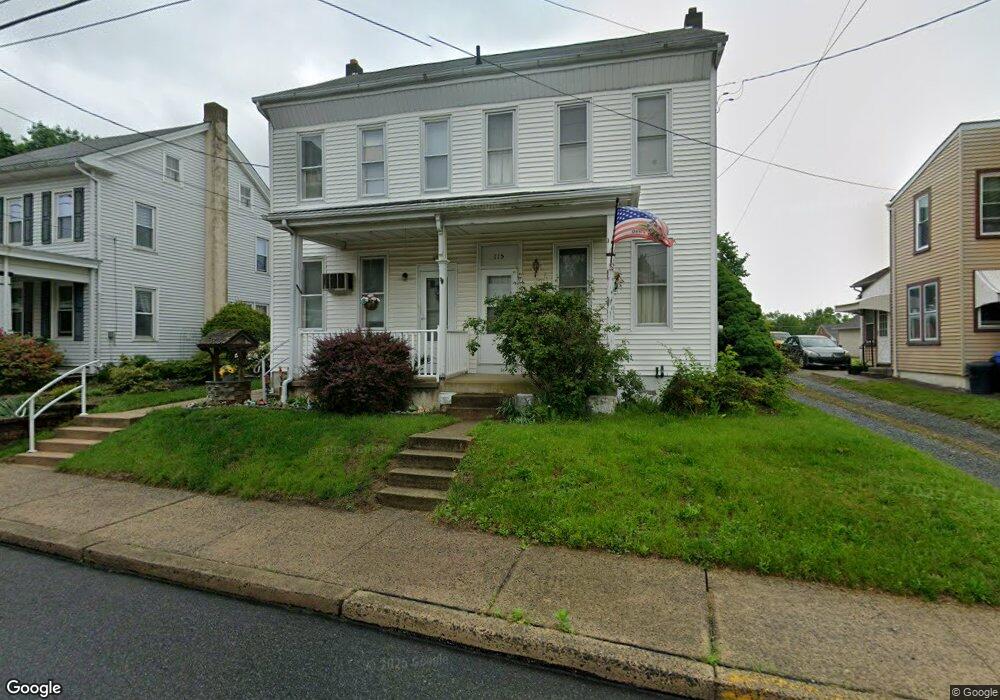 117 E Chestnut St, Bechtelsville, PA 19505 - photo 1