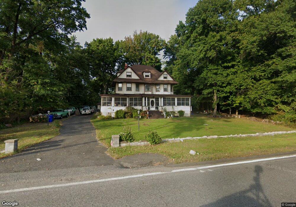 651 Riverview Dr, Totowa, NJ 07512 - photo 1