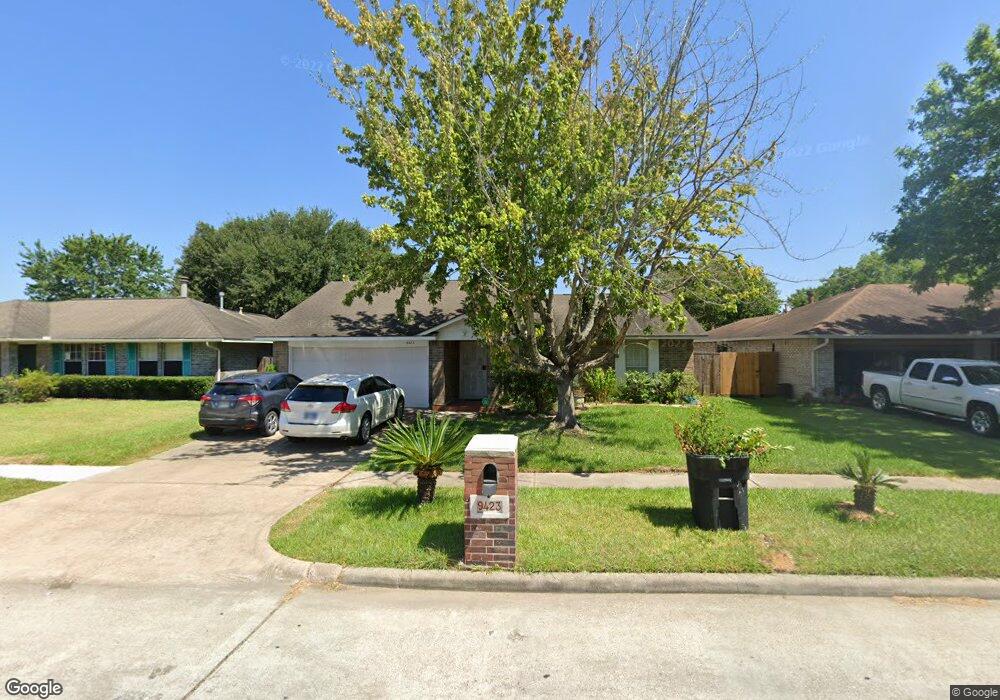 9423 Carmalee St, Houston, TX 77075 - photo 1