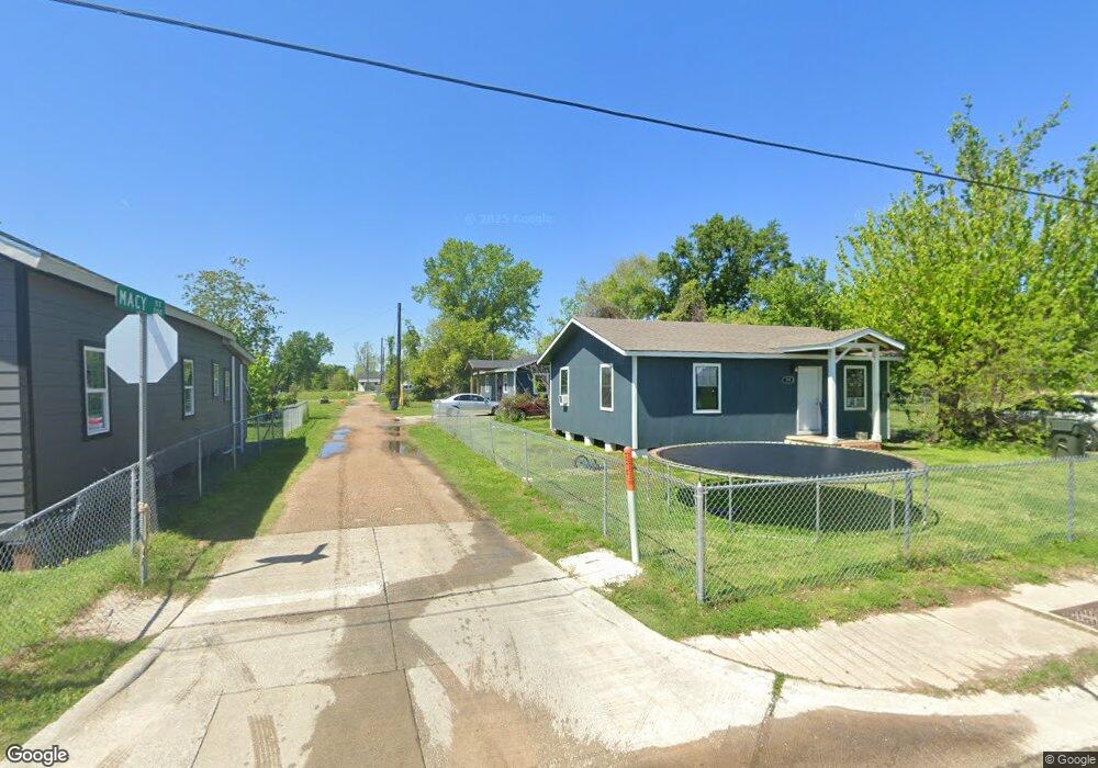 719 Macy St, Lake Charles, LA 70601 - photo 1