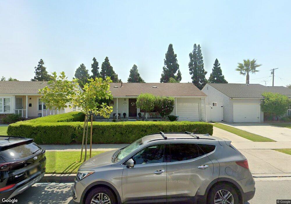 5418 Castana Ave, Lakewood, CA 90712 - photo 1