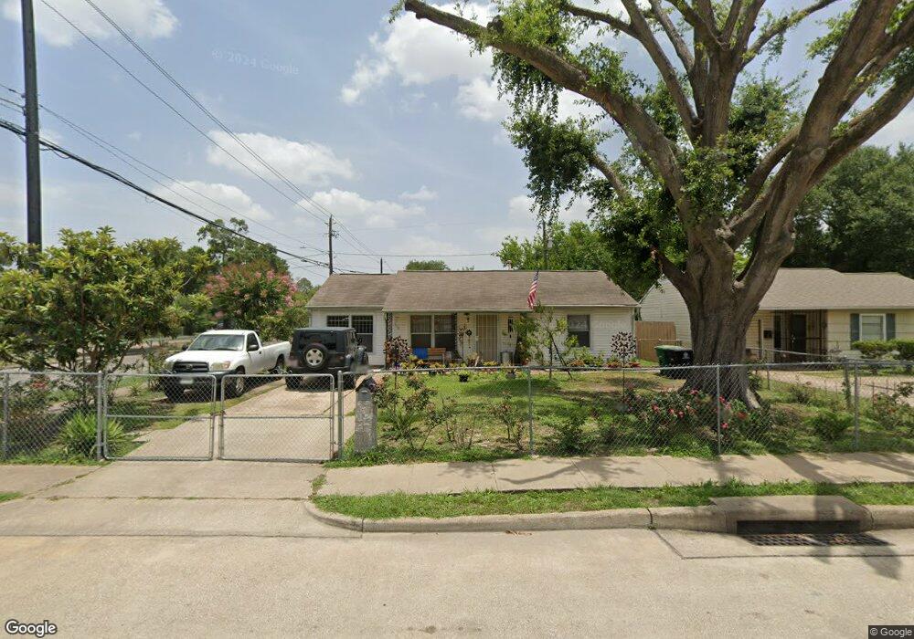 3903 Daphne St, Houston, TX 77021 - photo 1