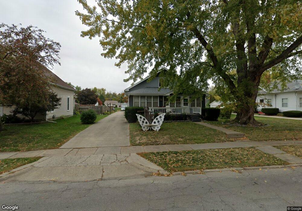 512 S 5th Ave W, Newton, IA 50208 - photo 1