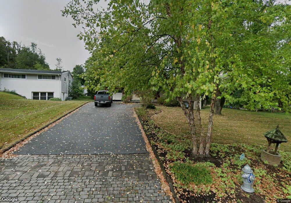 1 Greenbriar Ln, Newtown Square, PA 19073 - photo 1