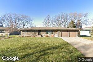 502 Memorial Dr, Platte, SD 57369