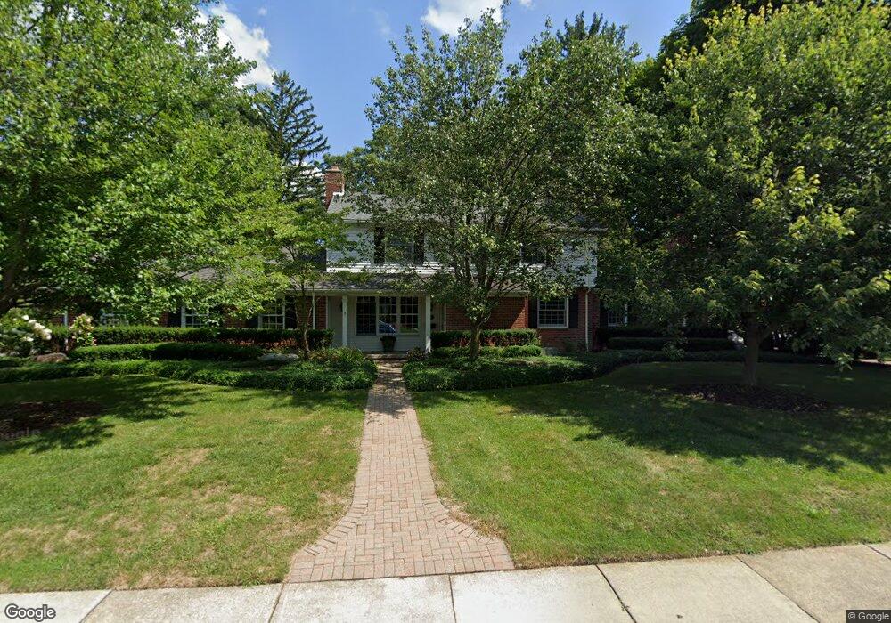 576 Half Moon Rd, Bloomfield Hills, MI 48301 - photo 1