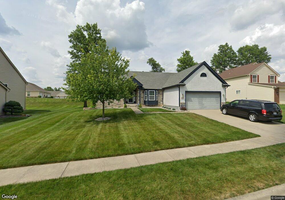 5964 Carnegie Cove Ct, Columbus, OH 43213 - photo 1