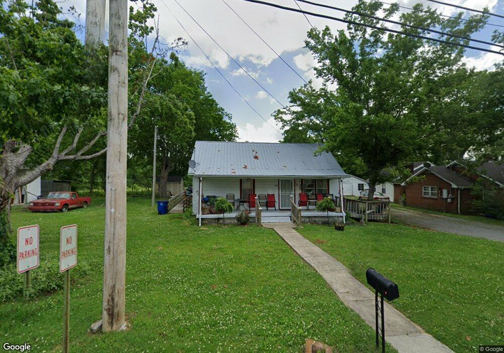 922 Morton St, Shelbyville, TN 37160 - photo 1