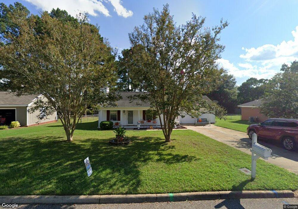 104 Mill Creek Cir, Dothan, AL 36305 - photo 1