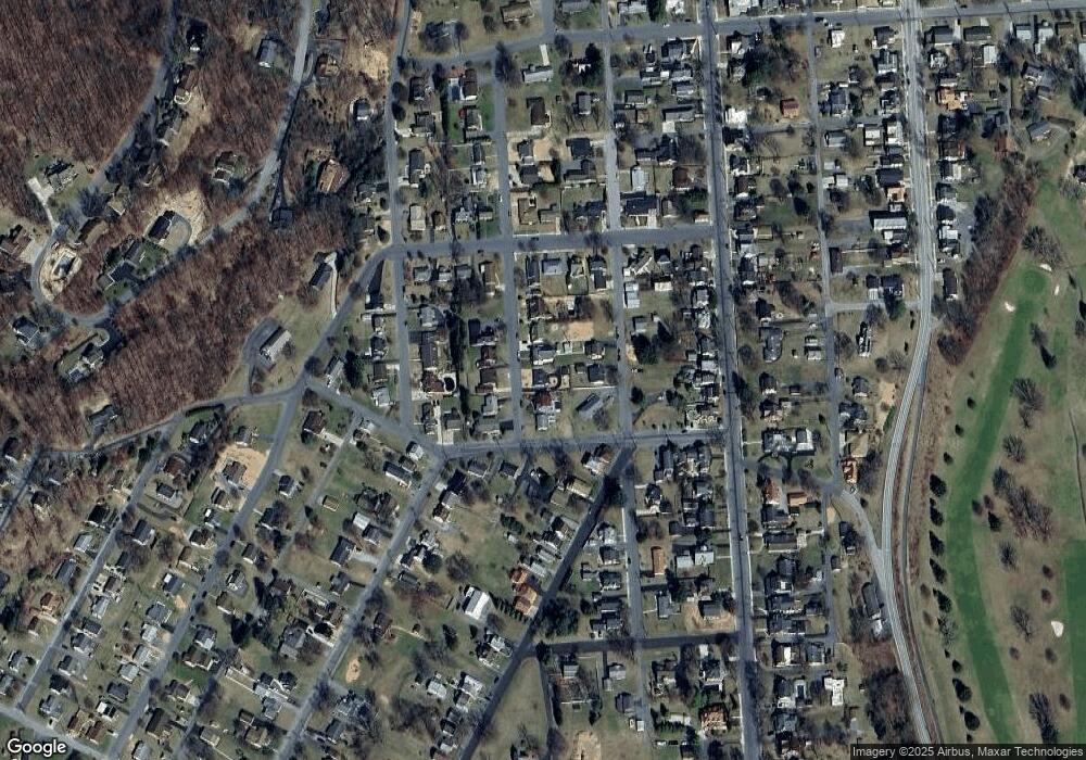 611 S Thomas St, Bedford, PA 15522 - photo 1