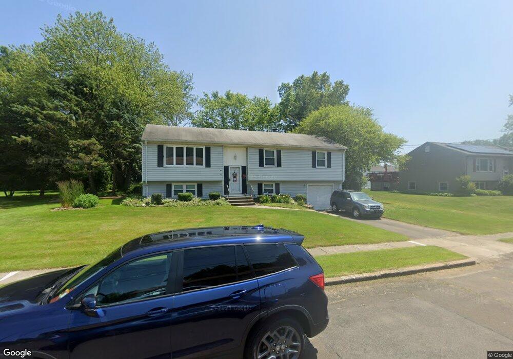 24 Alexander Dr, West Haven, CT 06516 - photo 1