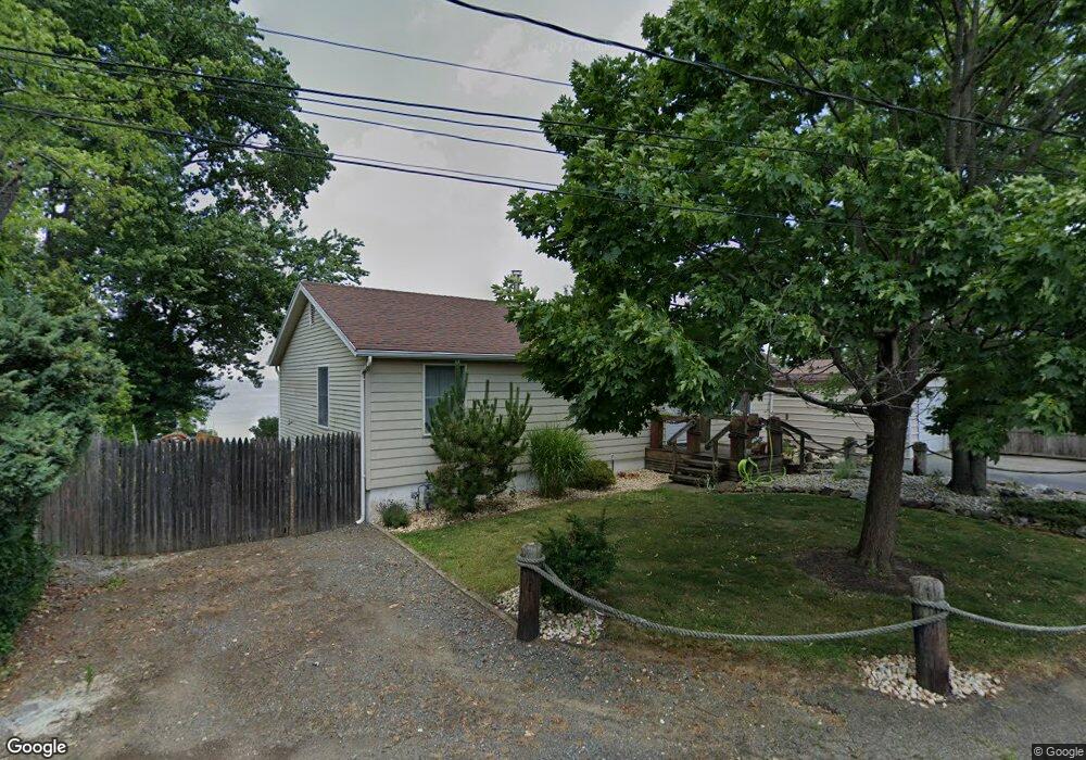 7 Seaglade Cir, Keyport, NJ 07735 - photo 1