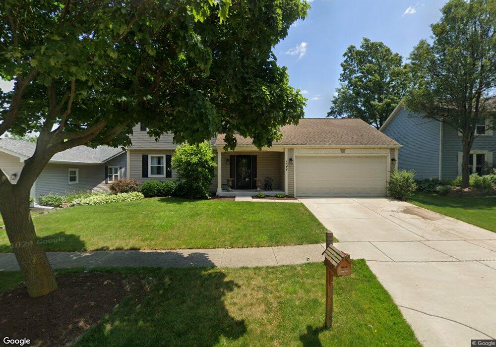1544 Tulane Dr unit 1, Naperville, IL 60565 - photo 1