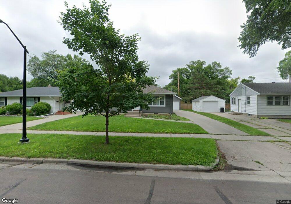 1909 8th St N, Fargo, ND 58102 - photo 1