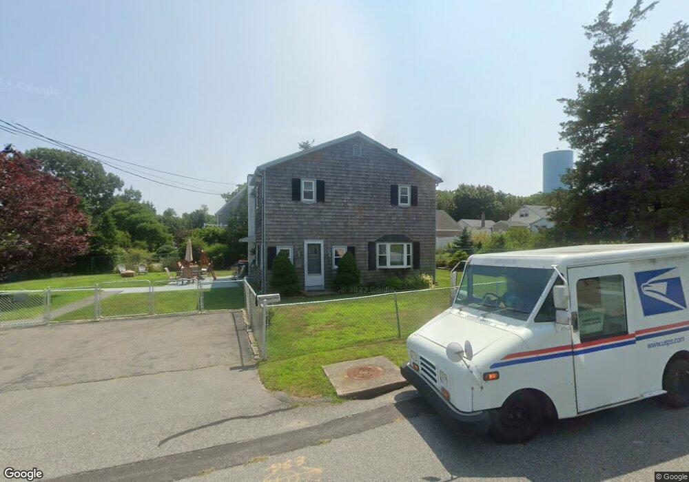 41 Ocean Ave, Fairhaven, MA 02719 - photo 1