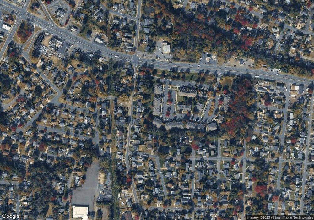 222 Wedgewood Cir, Belford, NJ 07718 - photo 1