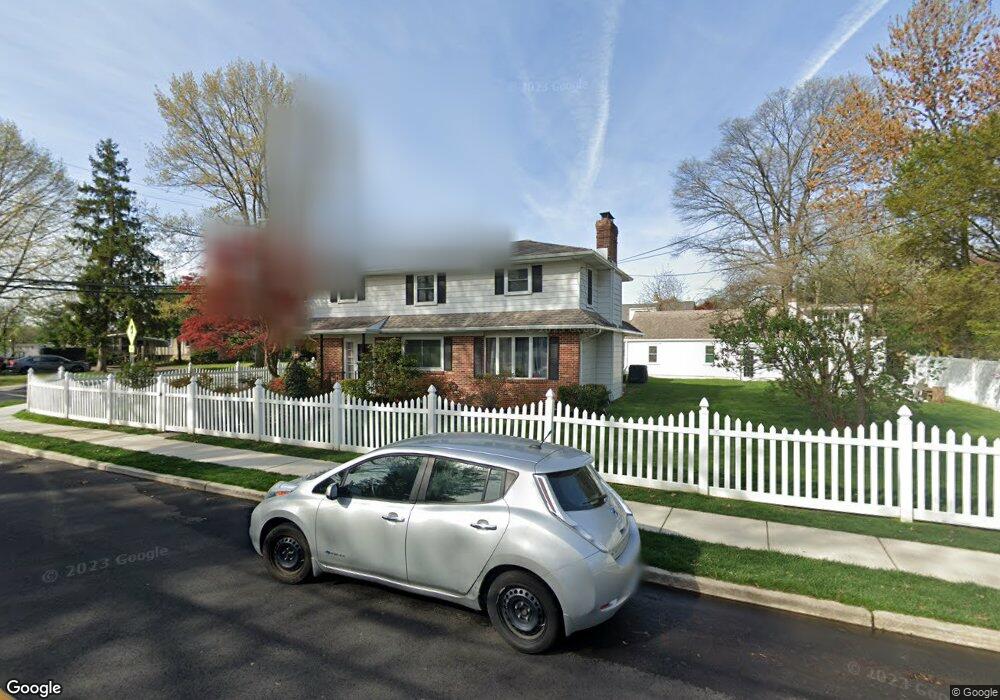 332 S Lippincott Ave, Maple Shade, NJ 08052 - photo 1