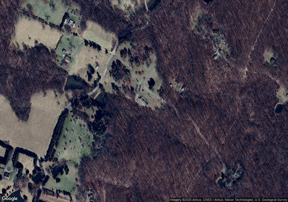 378 Spring Dr, Berkeley Springs, WV 25411 - photo 1