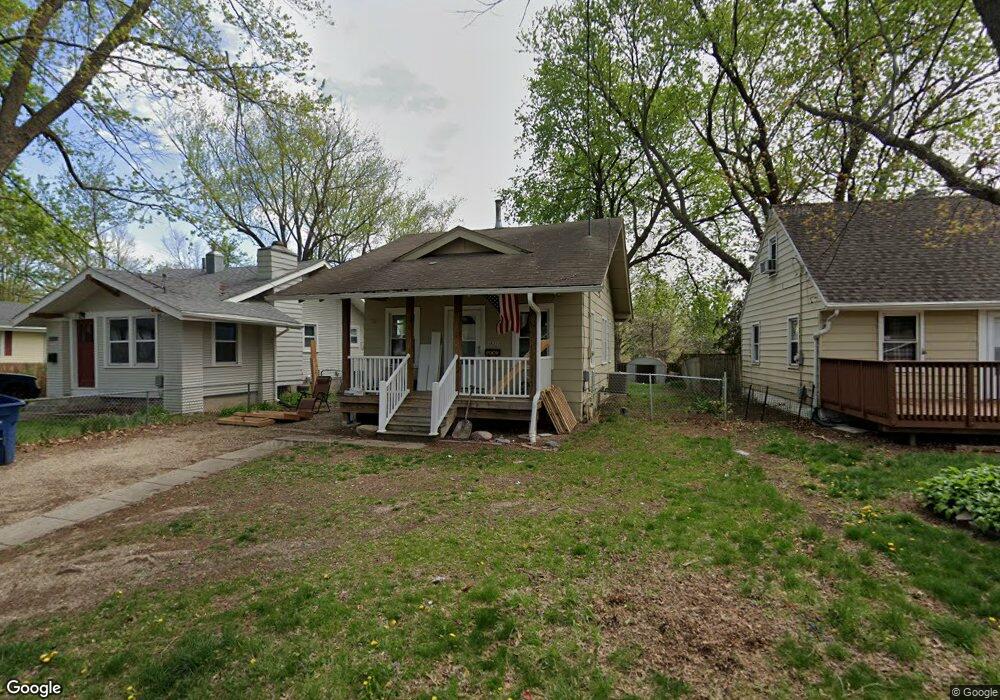2007 31st St, Des Moines, IA 50310 - photo 1