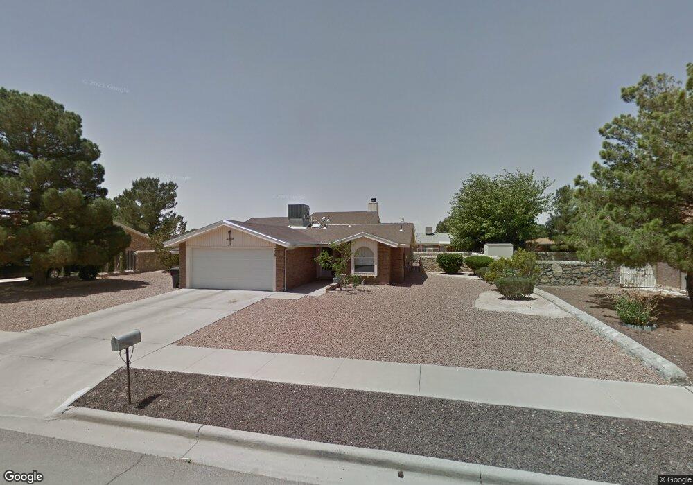 359 Cross River Rd, Horizon City, TX 79928 - photo 1