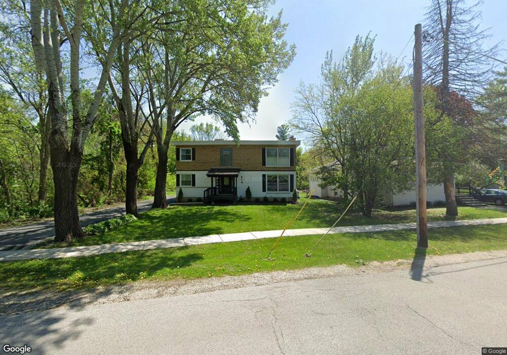 516 Crescent St unit L, Wheaton, IL 60187 - photo 1