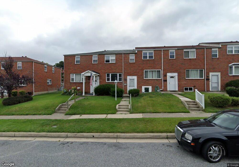 949 Regina Dr, Halethorpe, MD 21227 - photo 1