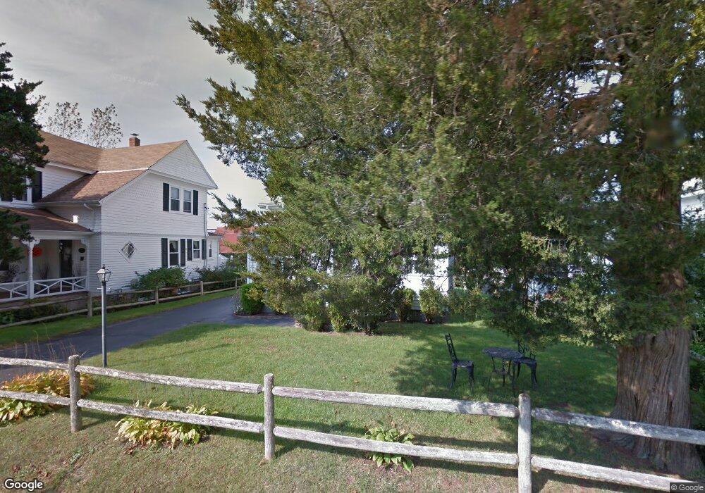 27 Maple St, Wareham, MA 02571 - photo 1