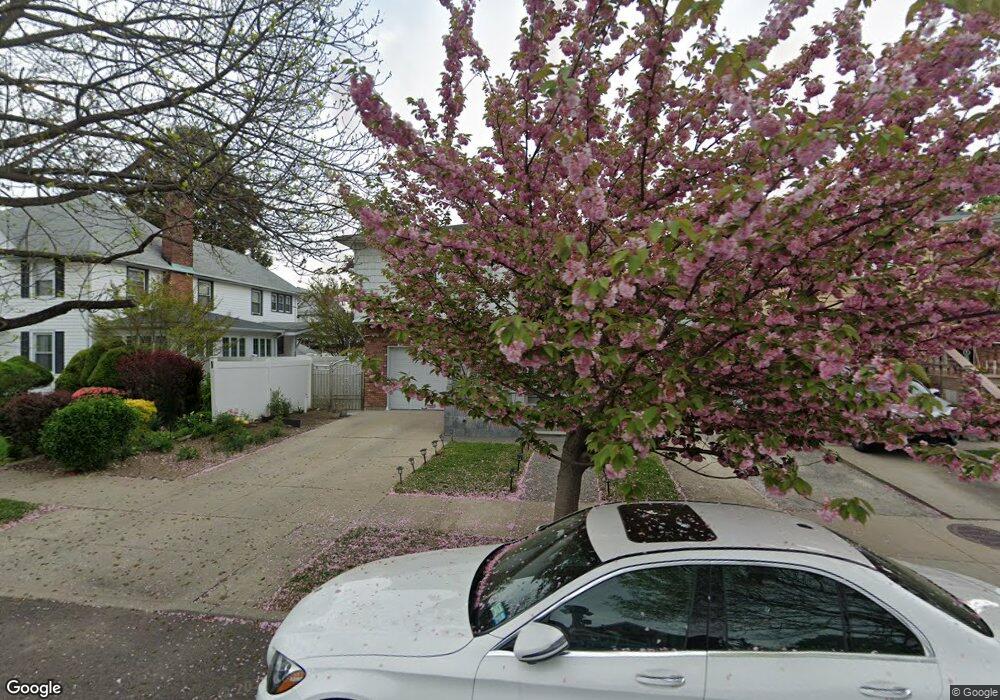 88-93 195th Place unit 1, Jamaica, NY 11423 - photo 1