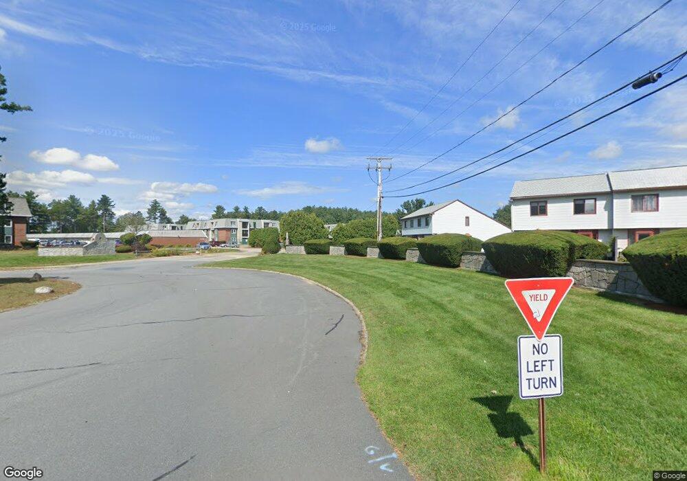 1710 Blackstone Dr unit 1710, Nashua, NH 03063 - photo 1