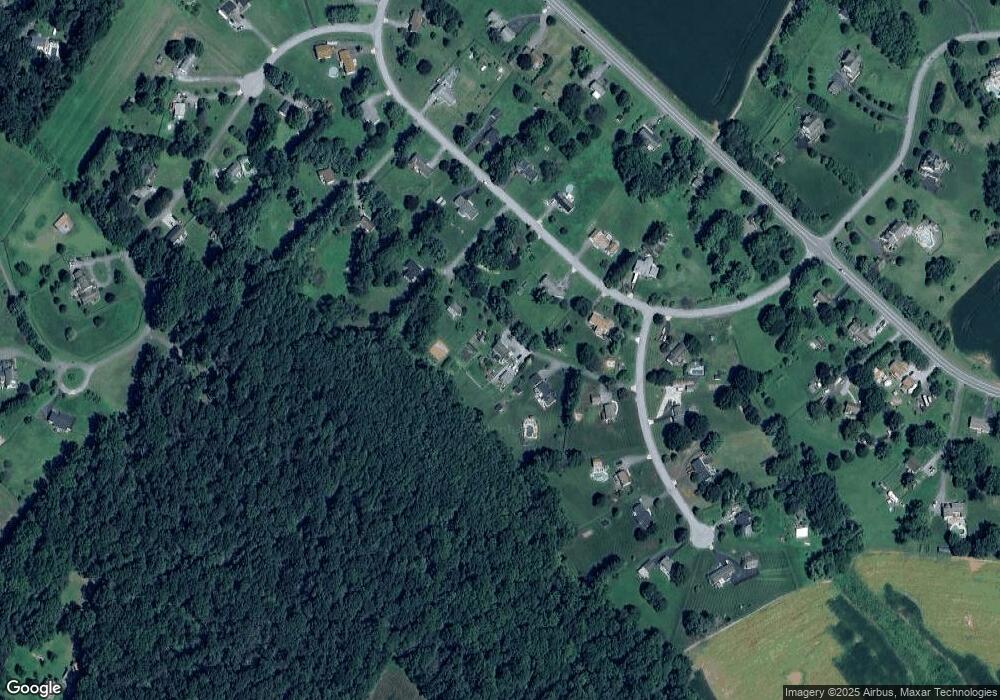 897 Severn Ct, Sykesville, MD 21784 - photo 1