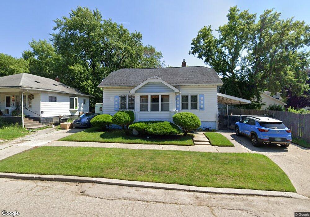 955 SiMcOe Ave, Flint, MI 48507 - photo 1