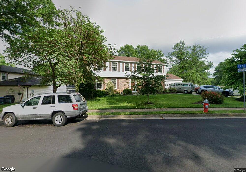 6301 Skinner Dr, Burke, VA 22015 - photo 1