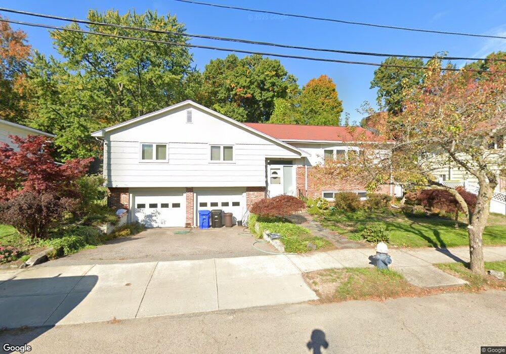 503 Clinton Rd, Chestnut Hill, MA 02467 - photo 1