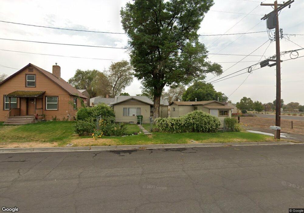 826 Lay St, Winnemucca, NV 89445 - photo 1