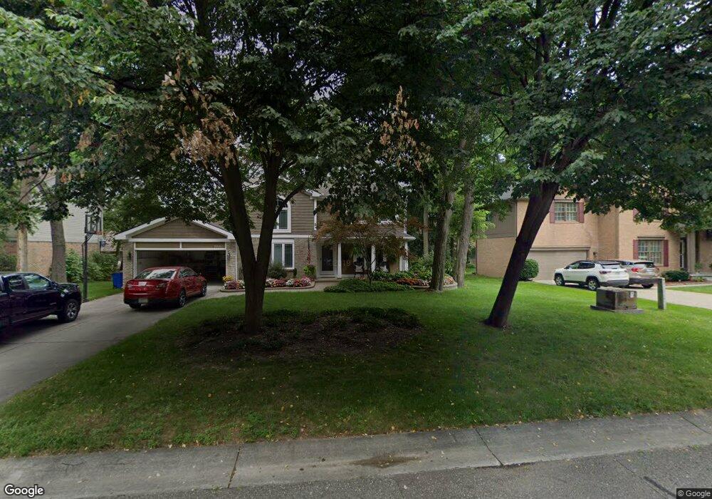 6680 High Ridge Rd, West Bloomfield, MI 48324 - photo 1